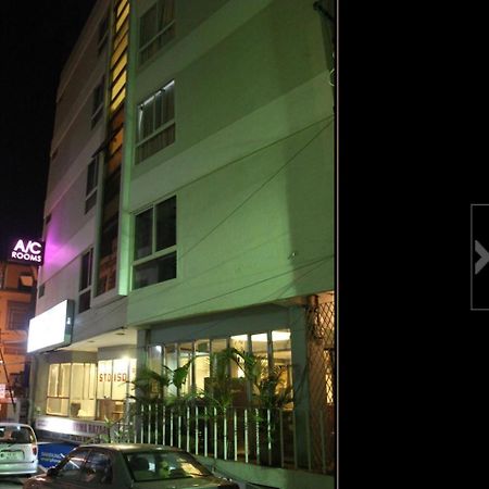 Hotel Aashraya Mysore Buitenkant foto