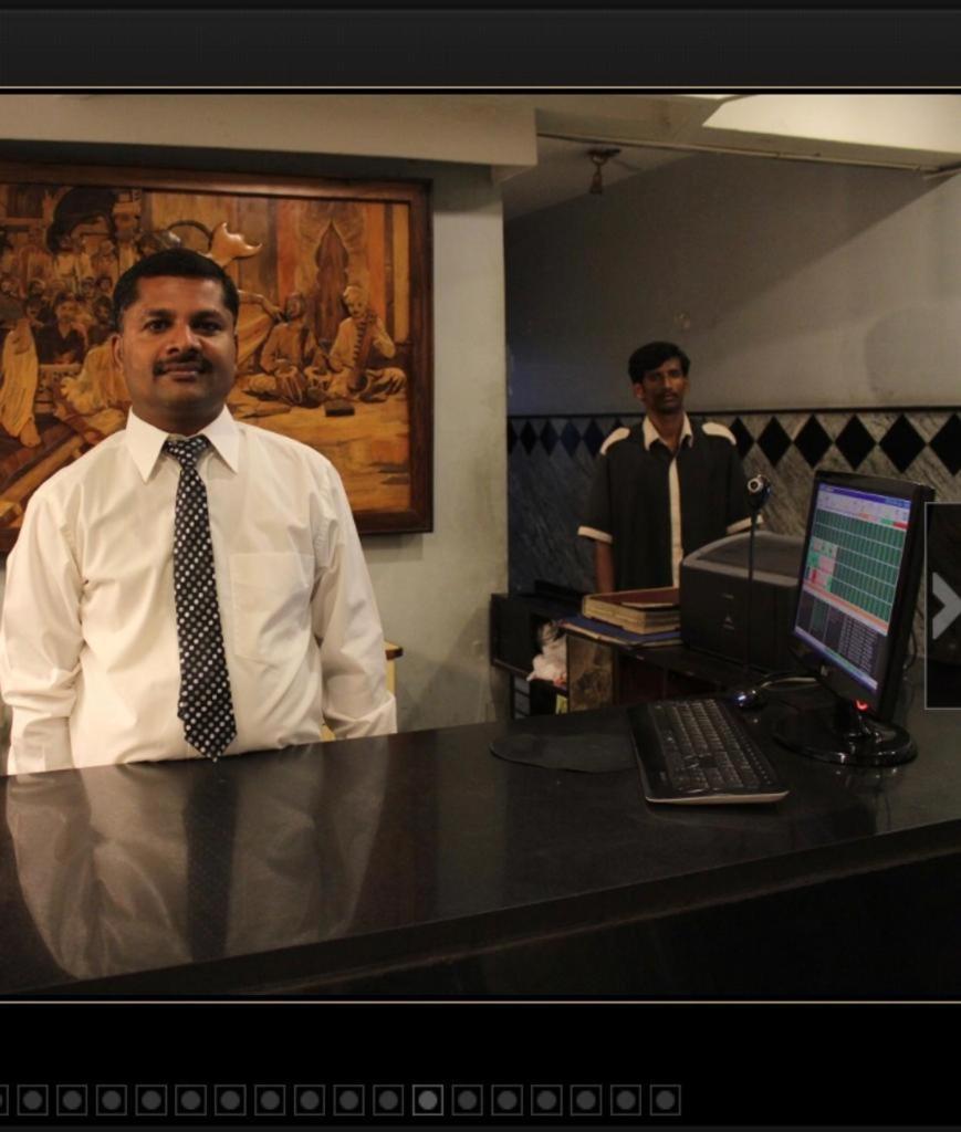 Hotel Aashraya Mysore Buitenkant foto